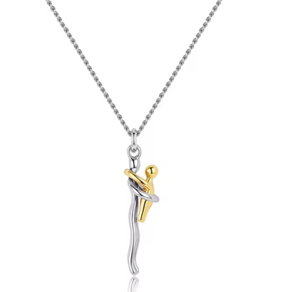 Colgante de Acero Inoxidable con Abrazo de Madre