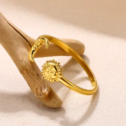 Anillo de Acero Inoxidable con Sol y Luna