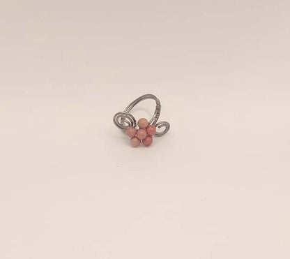 Anillo Único y Artesanal en flor - Rodonita