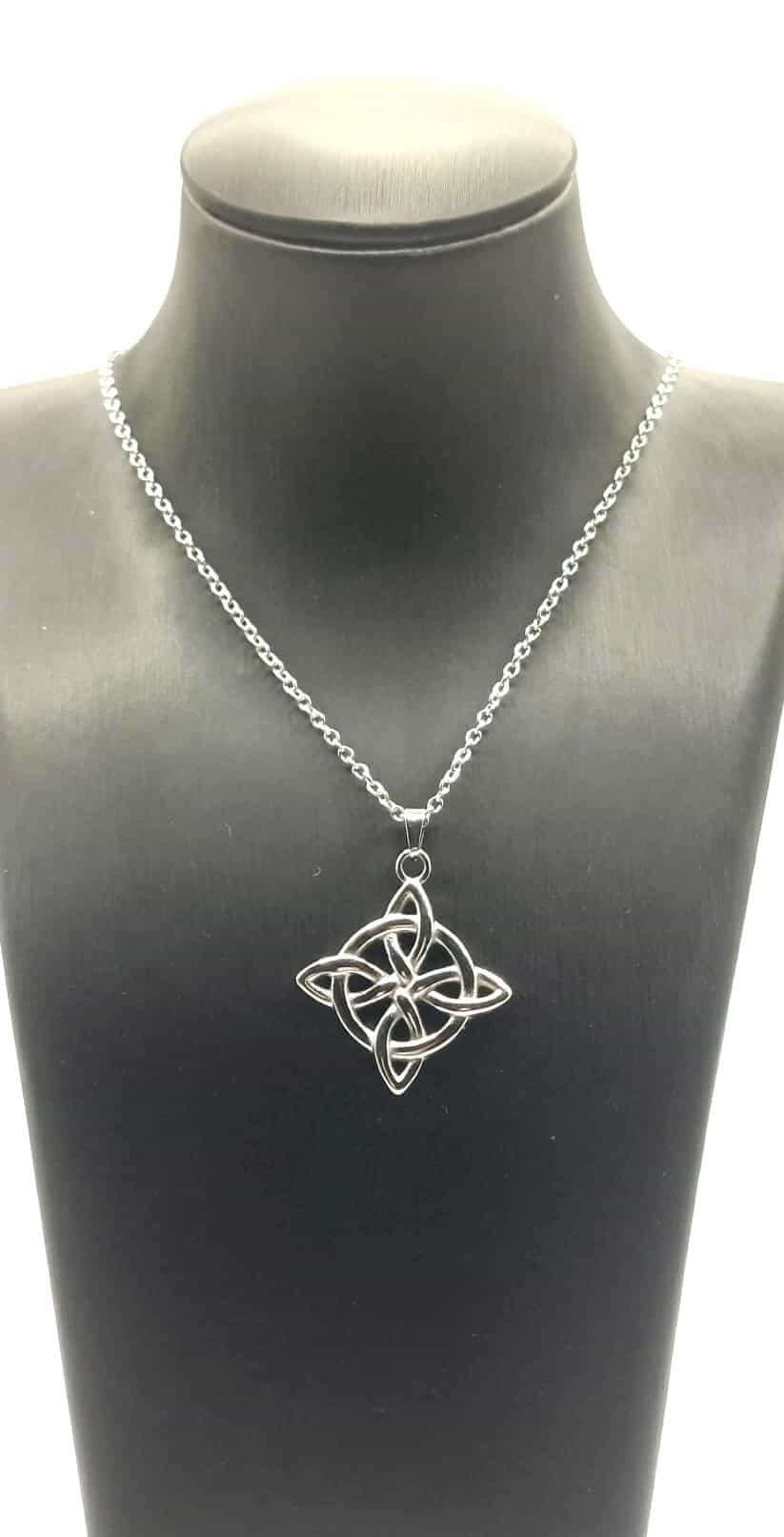 Collar Nudo de Bruja
