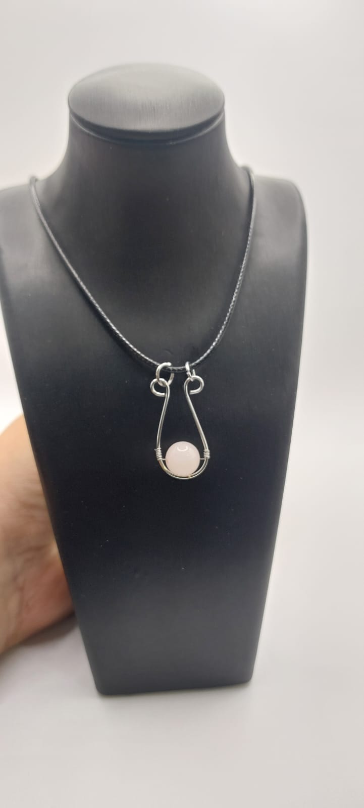 Colgante único y artesanal de Cuarzo Rosa - 1 bola