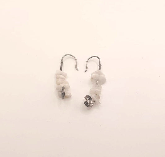 Pendientes Únicos y Artesanales fijos - Piedra Lunar