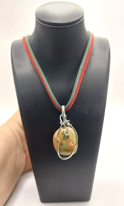 Colgante único y artesanal de Unakita