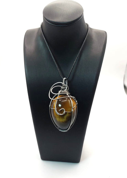 Colgante único y artesanal de Ojo de Tigre - Huevo