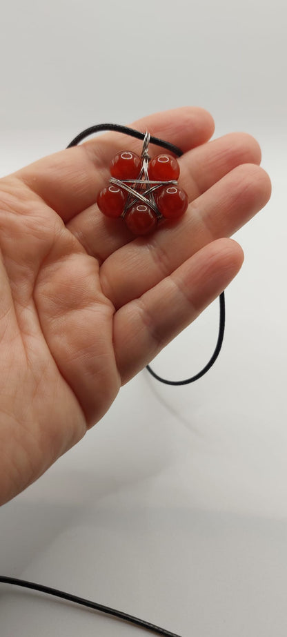 Colgante único y artesanal de Jaspe Rojo - Estrella 5 puntas plateado